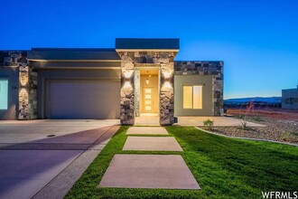 3194 Hideaway Pl in Hurricane, UT - Foto de edificio - Building Photo