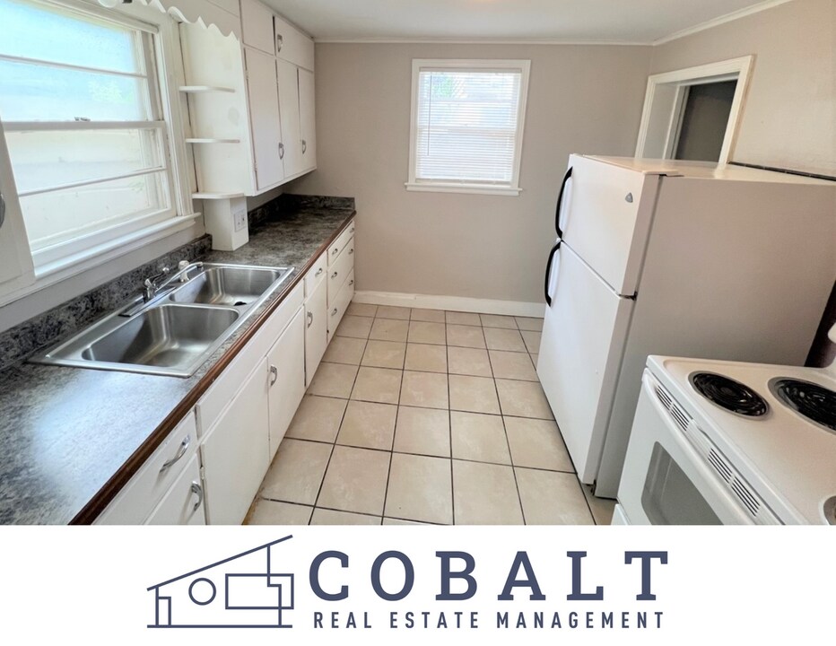 1034 Quivera Cir in Manhattan, KS - Building Photo