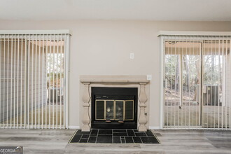 103 Fair Haven Way in Smyrna, GA - Building Photo - Building Photo