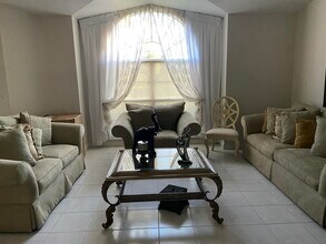 1069 SW Jacqueline Ave in Port St. Lucie, FL - Building Photo - Building Photo