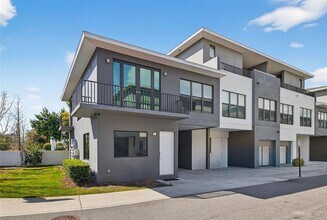 8706 Palm Ranches Pl in Tampa, FL - Building Photo - Building Photo