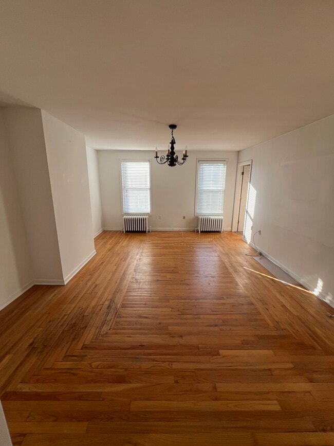 125 Hudson Ave, Unit #2 in Troy, NY - Foto de edificio - Building Photo
