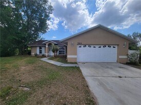 7413 Crock Ave in North Port, FL - Building Photo