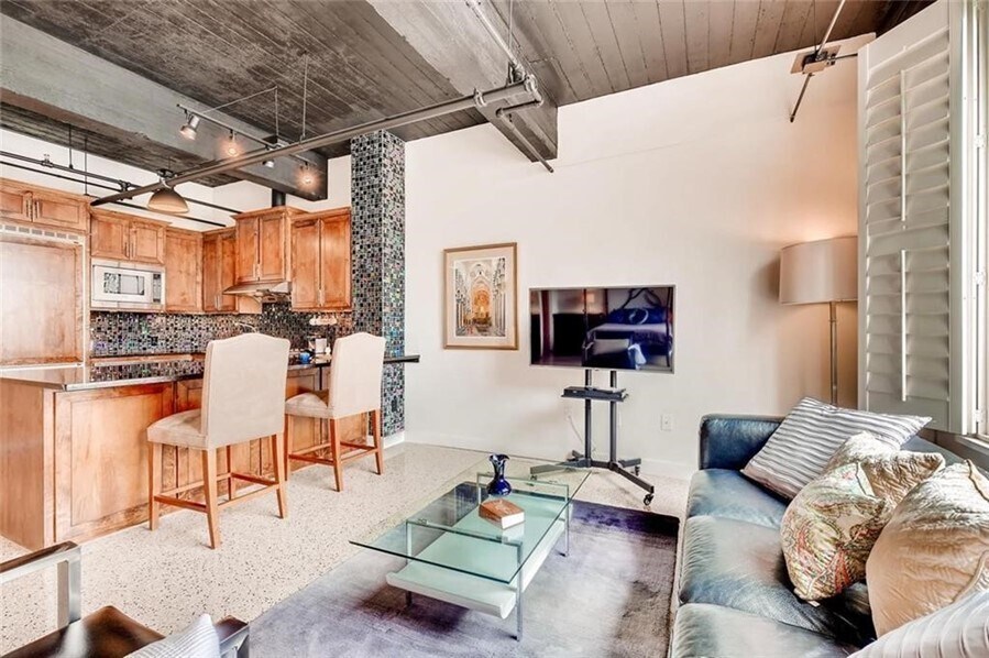 710 Colorado St in Austin, TX - Building Photo