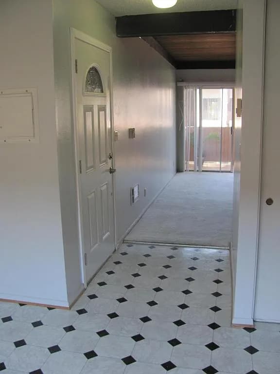 409 Ellwood Beach Dr in Goleta, CA - Building Photo - Building Photo