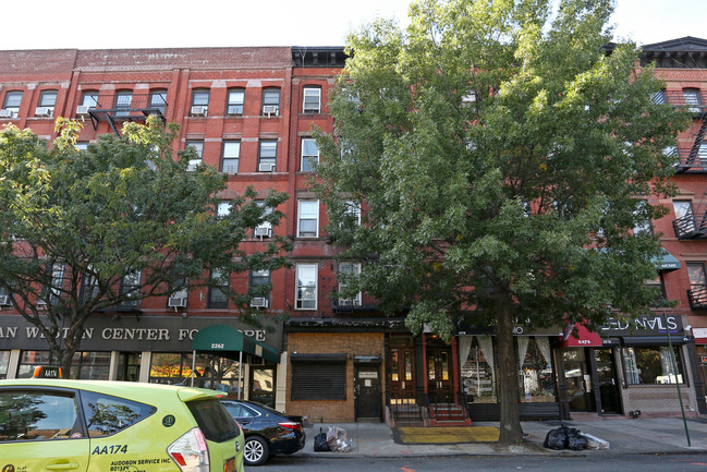 2268 Seventh Ave in New York, NY - Foto de edificio - Building Photo