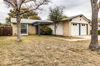 7627 Pipers Swan St in San Antonio, TX - Building Photo - Building Photo