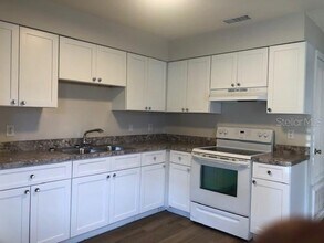 2419 S Cedar Ave in Sanford, FL - Building Photo - Building Photo