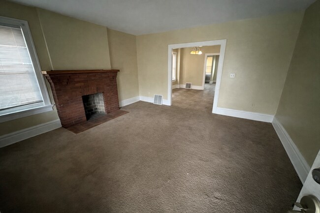 247-249-249 N Harris Ave in Columbus, OH - Building Photo - Building Photo