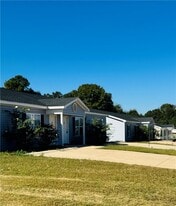 131 Ronald Pride Blvd in Fort Valley, GA - Building Photo