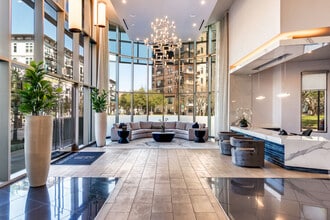 Carlisle and Vine in Dallas, TX - Foto de edificio - Building Photo