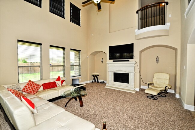 property at 17519 Murrayfield Ct