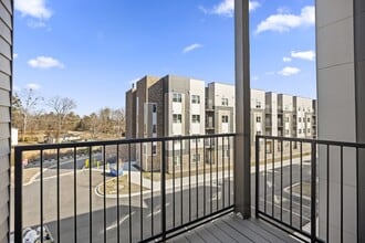 Union at Tryon in Charlotte, NC - Building Photo - Building Photo