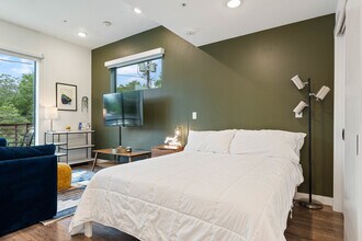 49 Navasota St in Austin, TX - Building Photo - Building Photo