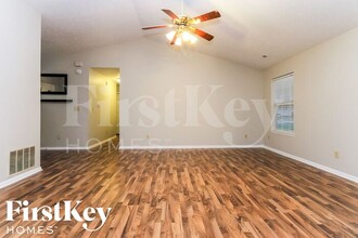 8258 Pleasant Tree Ct in Indianapolis, IN - Building Photo - Building Photo