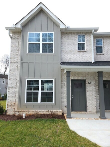 719 Crestland Ave, Unit A1 in Murfreesboro, TN - Foto de edificio - Building Photo