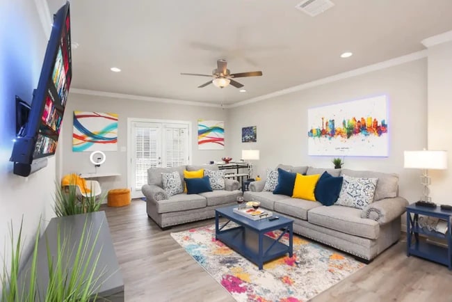 850 E Erie Ave in San Antonio, TX - Building Photo - Building Photo