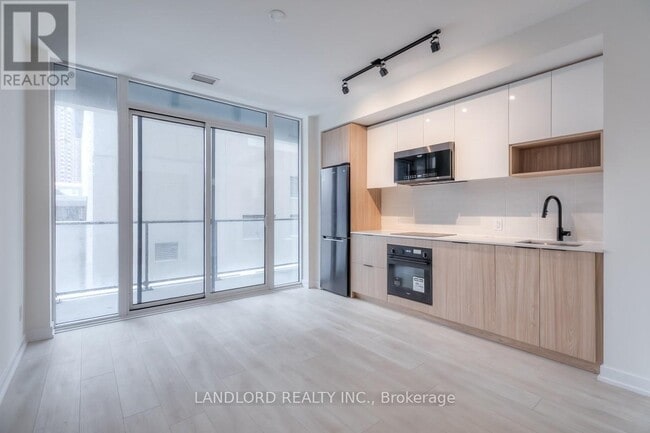 property at 5 Defries St