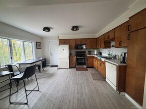 75 Verbank Rd in Millbrook, NY - Building Photo - Building Photo