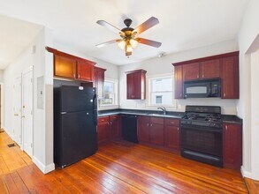 1040 Hyde Park Ave in Boston, MA - Building Photo - Building Photo