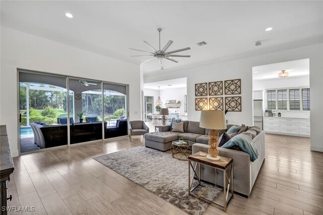 12647 Hunters Lakes Ct