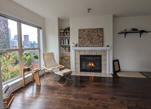 506 E Howell St, Unit 405 in Seattle, WA - Building Photo - Building Photo