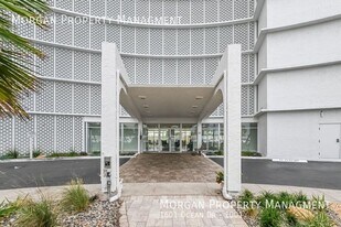 1601 Ocean Dr S in Jacksonville Beach, FL - Building Photo