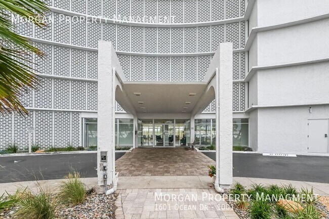 property at 1601 Ocean Dr S