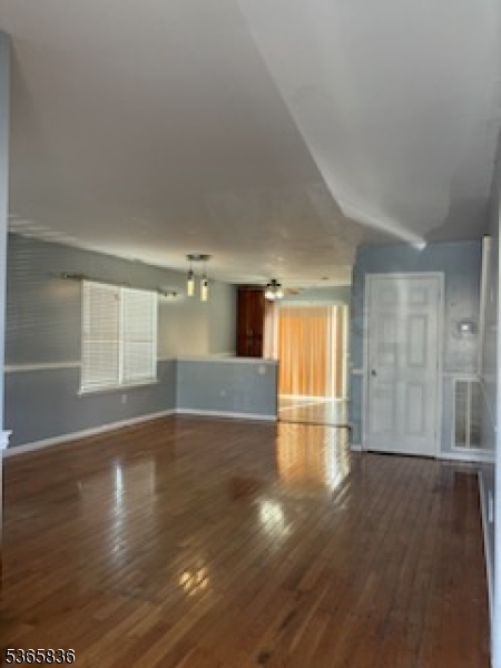 531 15th Ave in Newark, NJ - Building Photo - Building Photo
