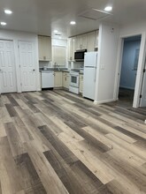 28532 Grayling Ave in Farmington Hills, MI - Building Photo - Building Photo