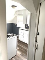 923 Walnut St, Unit 3 in Erie, PA - Building Photo