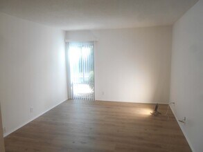325 Bay St. in Santa Monica, CA - Building Photo - Building Photo