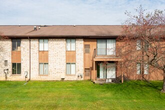 Pine Ridge Apartments - Southfield, MI in Southfield, MI - Foto de edificio - Building Photo