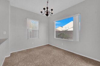 2868 Rothesay Ave in Henderson, NV - Building Photo - Building Photo