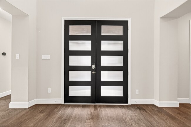 property at 1835 Brooking Hill Ct