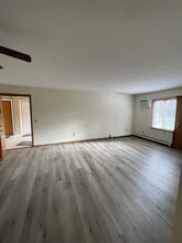 Fairwood Arms Apartments in Madison, WI - Foto de edificio - Building Photo