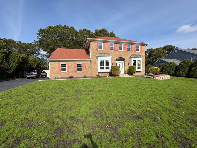 7 Timber Ridge Dr in Hauppauge, NY - Building Photo - Building Photo