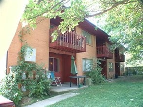 Belmont Terrace in Dayton, OH - Foto de edificio - Building Photo