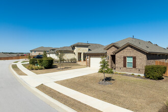 Madrone Ridge in Austin, TX - Foto de edificio - Building Photo