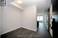 3200-3200 William Coltson Ave in Oakville, ON - Building Photo - Building Photo