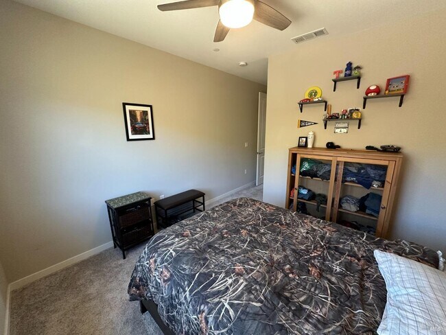 8178 Rainwater Dr in Vallejo, CA - Building Photo - Building Photo