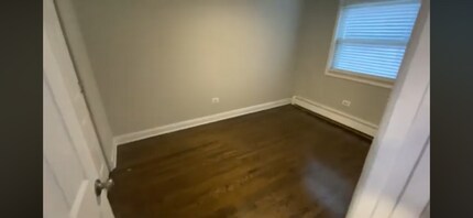 1735 W Bryn Mawr Ave, Unit 16 in Chicago, IL - Building Photo - Building Photo