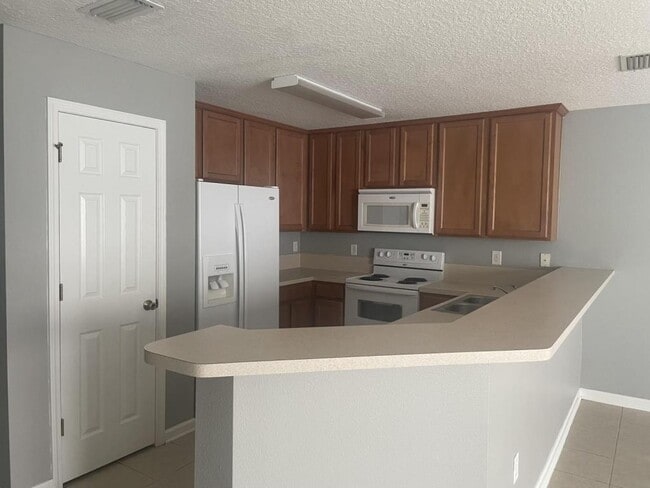 6700 Bowden Rd in Jacksonville, FL - Building Photo - Building Photo