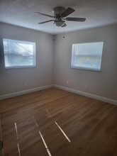 2727 SE Normand St in Stuart, FL - Foto de edificio - Building Photo