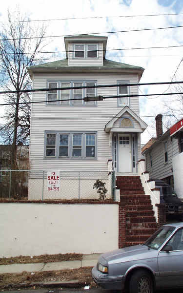 3939 Duryea Ave in Bronx, NY - Building Photo