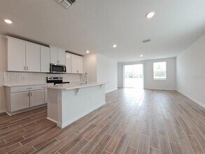 3665 Portsmouth Ln in Haines City, FL - Building Photo - Building Photo