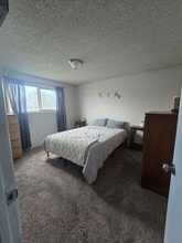 4626 Alpine Dr in Klamath Falls, OR - Building Photo - Building Photo