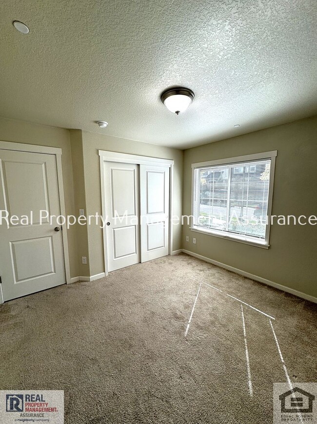 13731 SW Silent Fox Terrace in Sherwood, OR - Building Photo - Building Photo