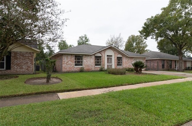 property at 8418 Rinn St