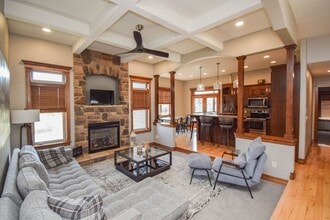 2204 S Silverthorne Ave in Sioux Falls, SD - Building Photo - Building Photo